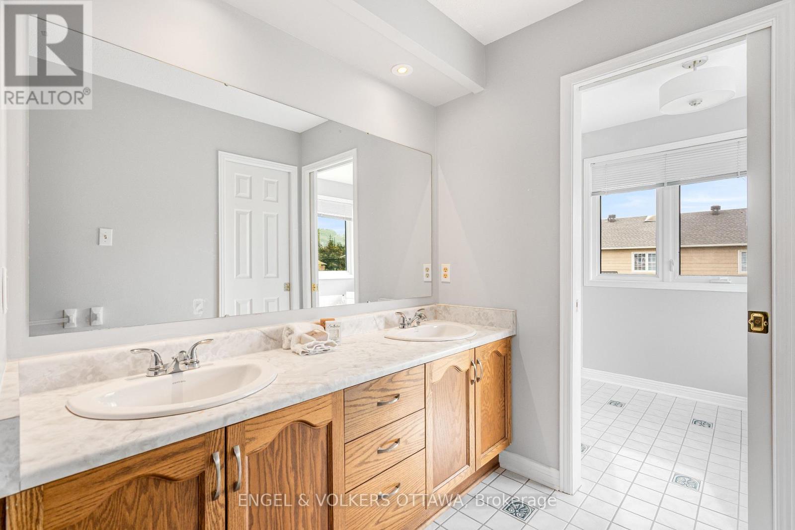 6 Holly Ridge, Ottawa, Ontario  K2S 1C9 - Photo 32 - X13855998
