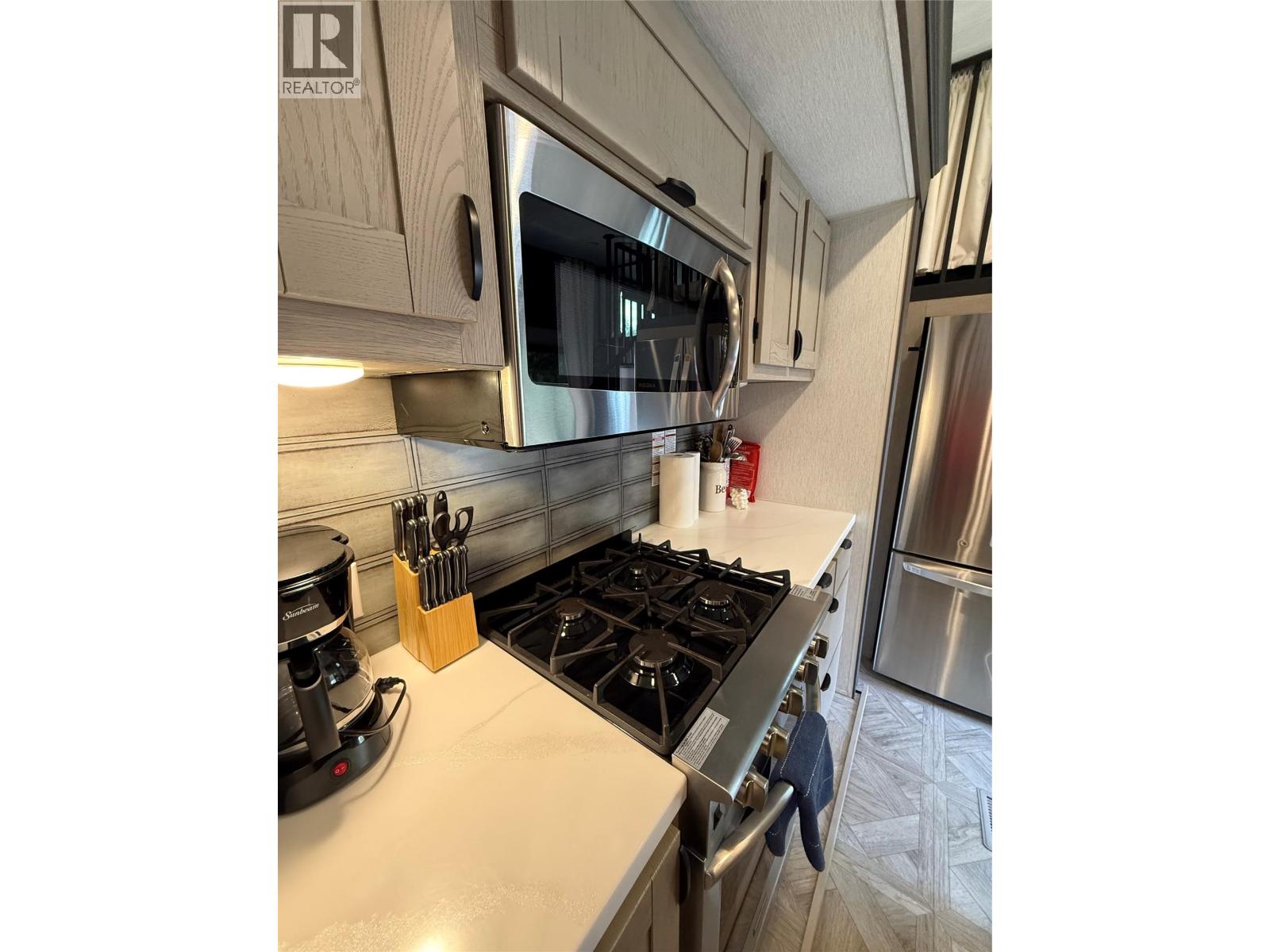 3890 Squilax Anglemont Road Unit# 93