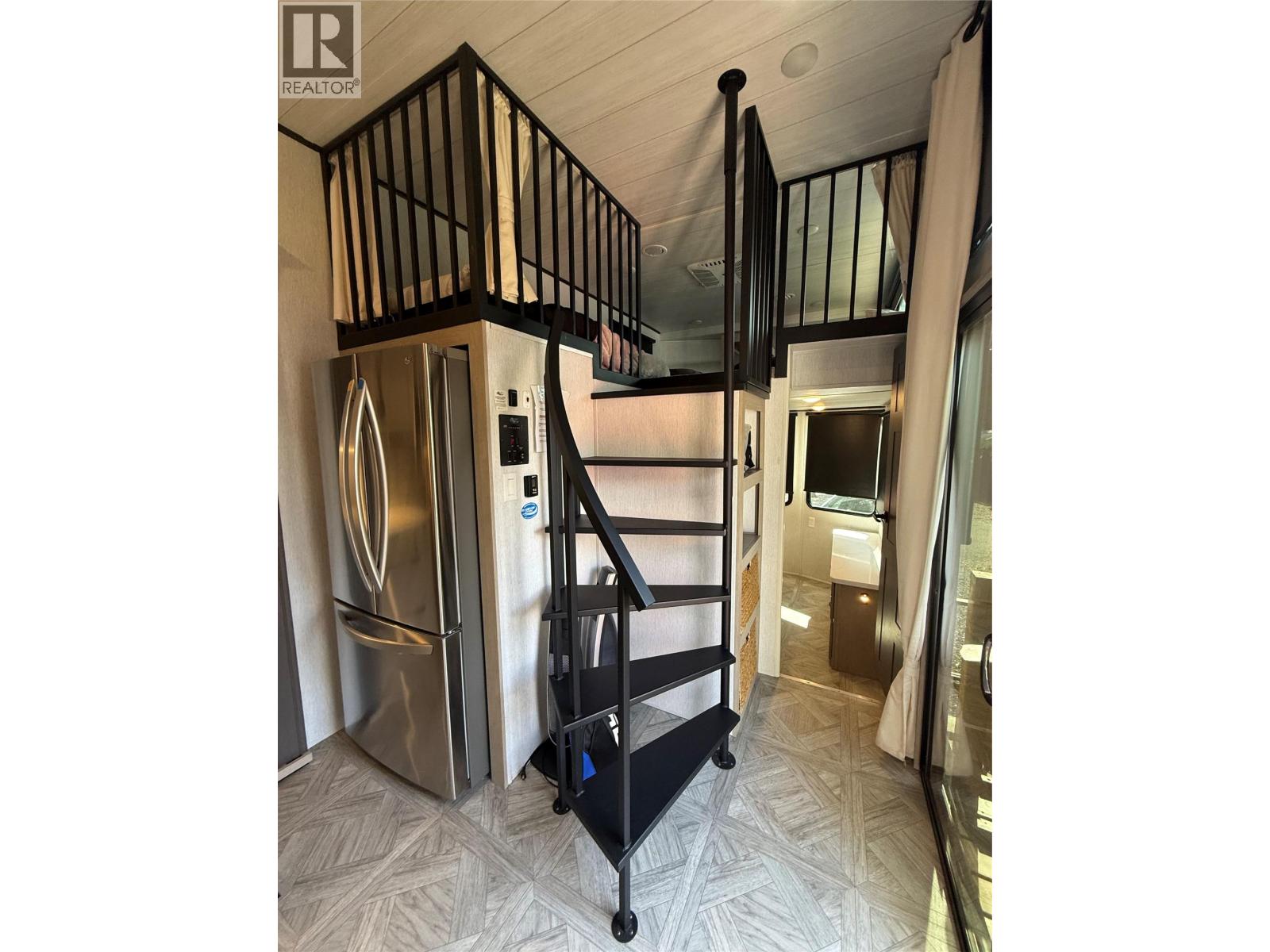 3890 Squilax Anglemont Road Unit# 93