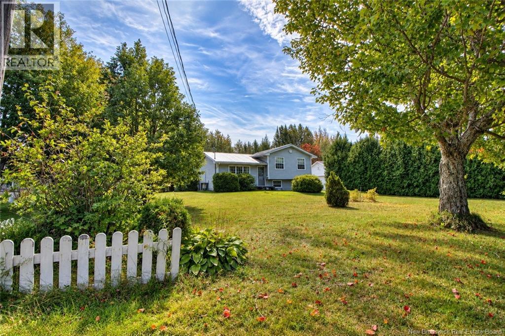 459 Saint-Ignace, Saint-Louis-De-Kent, New Brunswick  E4X 1X3 - Photo 2 - NB148786