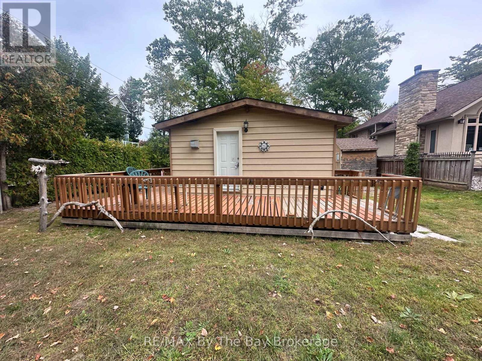 755 Shore Lane, Wasaga Beach, Ontario  L9Z 2C7 - Photo 3 - S13856018