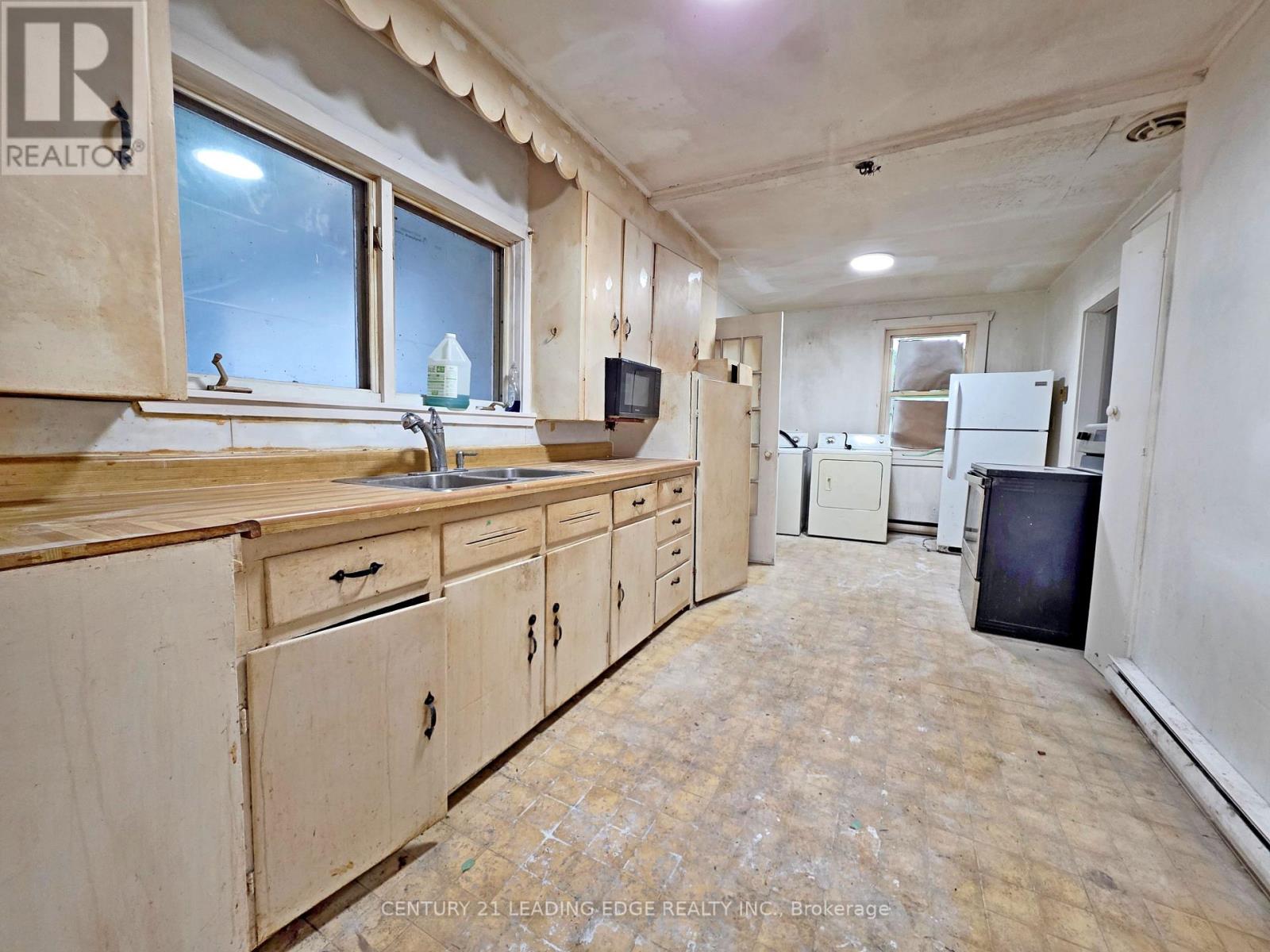 49 High Street, Georgina, Ontario  L0E 1R0 - Photo 7 - N13855964