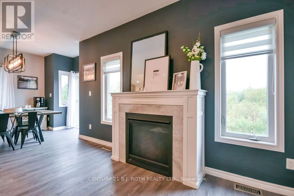 38 Beverly Street, Springwater, Ontario  L0L 1P0 - Photo 8 - S13855928
