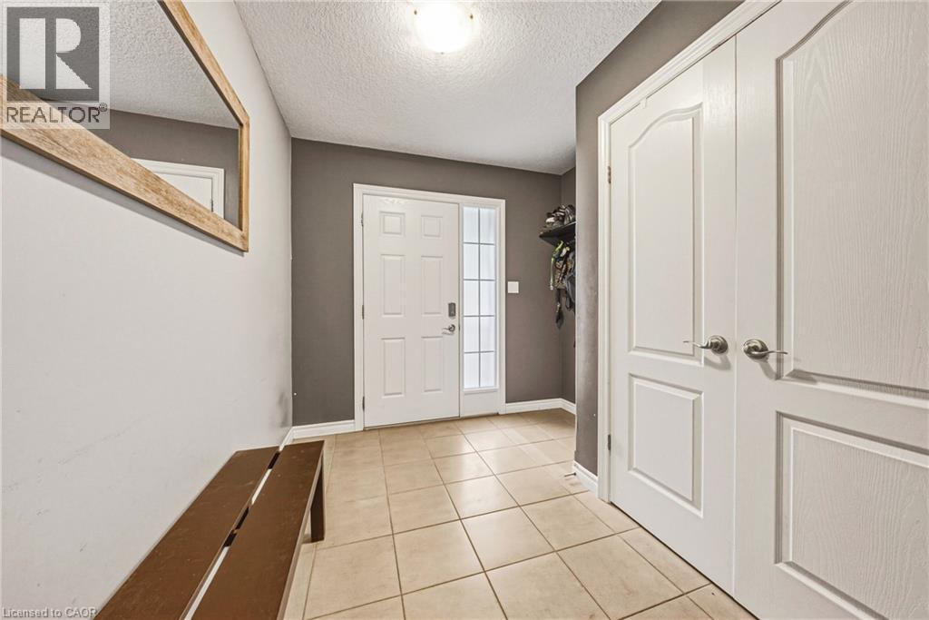 93 Couling Crescent, Guelph, Ontario  N1E 0J8 - Photo 6 - 40867764