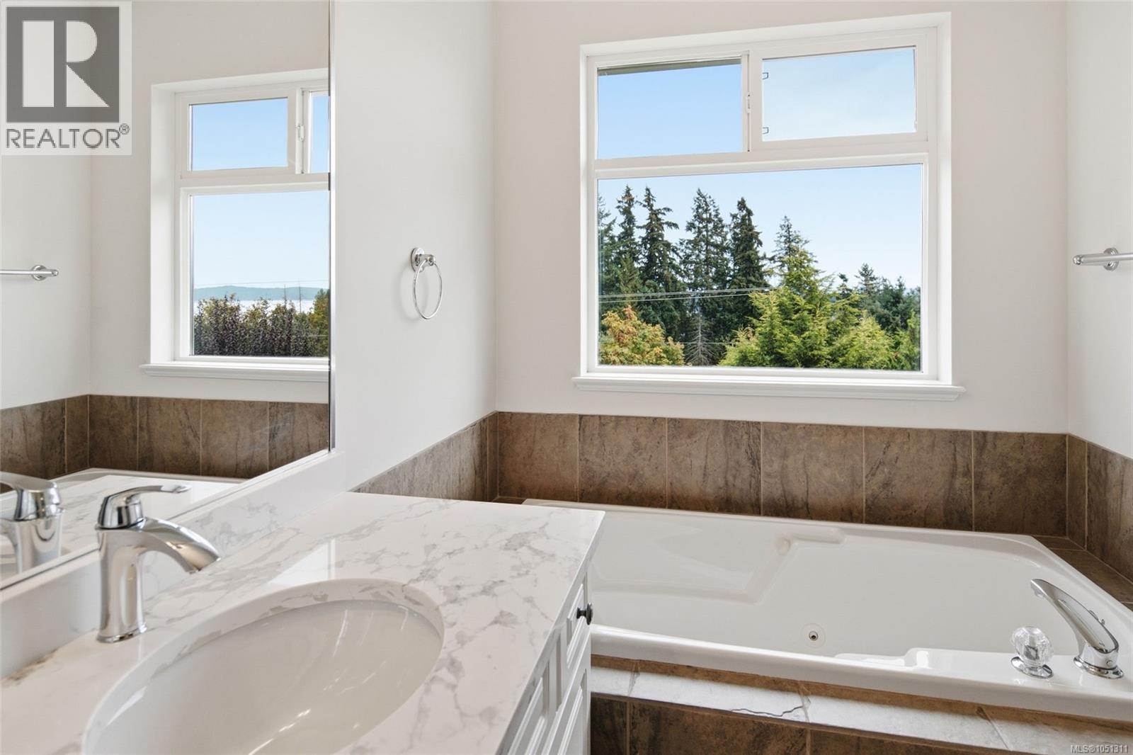 523 Louise Rd