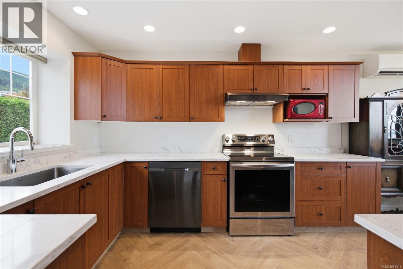 523 Louise Rd