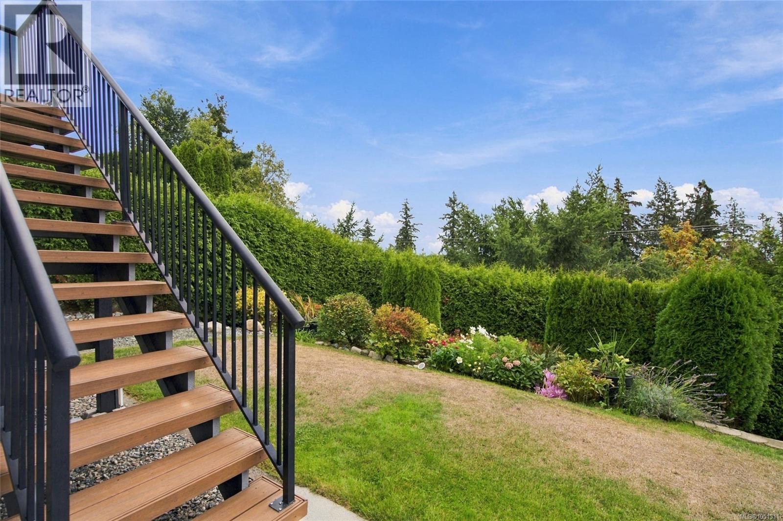 523 Louise Rd