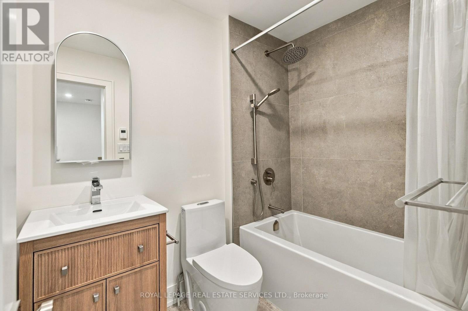 53 - 400 Mississauga Valley Boulevard, Mississauga, Ontario  L5A 3N6 - Photo 30 - W13855960