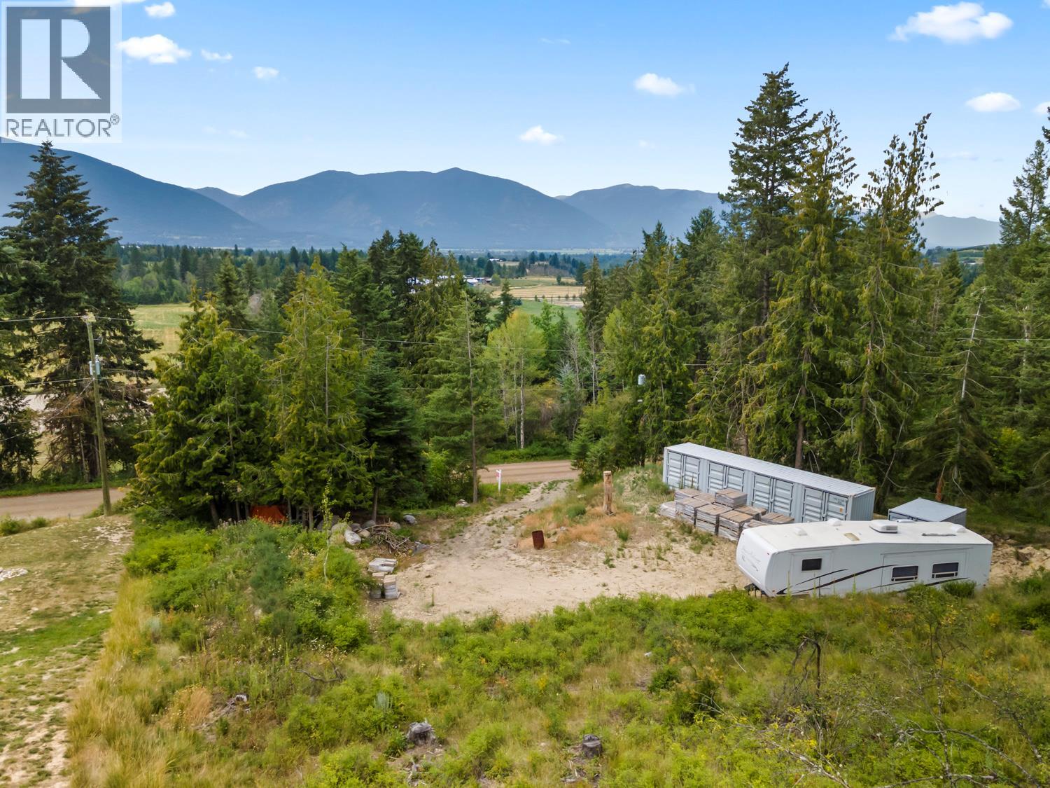 3596 Phillips Road Lister British Columbia Canada V0B1G6 3