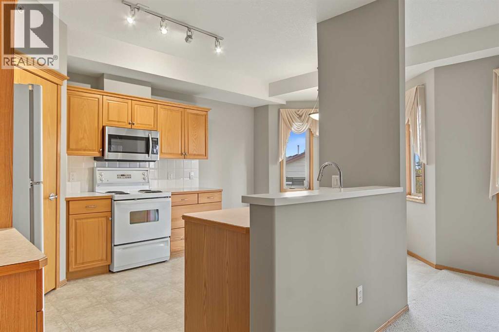 209, 15 Everstone Drive Sw, Calgary, Alberta T2Y 5B5 - Photo 11 - A2349145