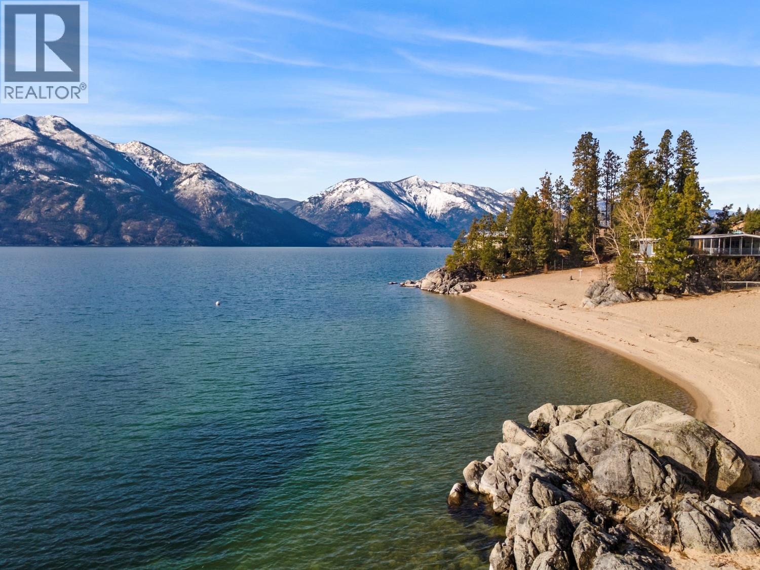 250 Laguna Crescent Twin Bays British Columbia Canada V0B1A1 4