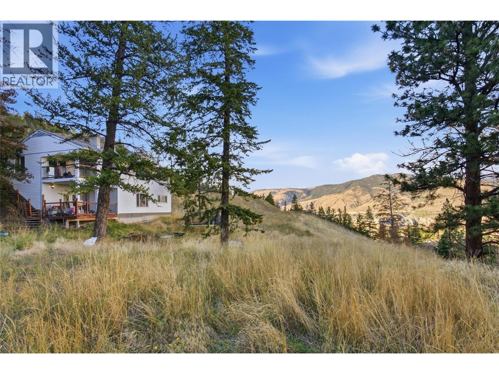 1202 CRESTWOOD Drive