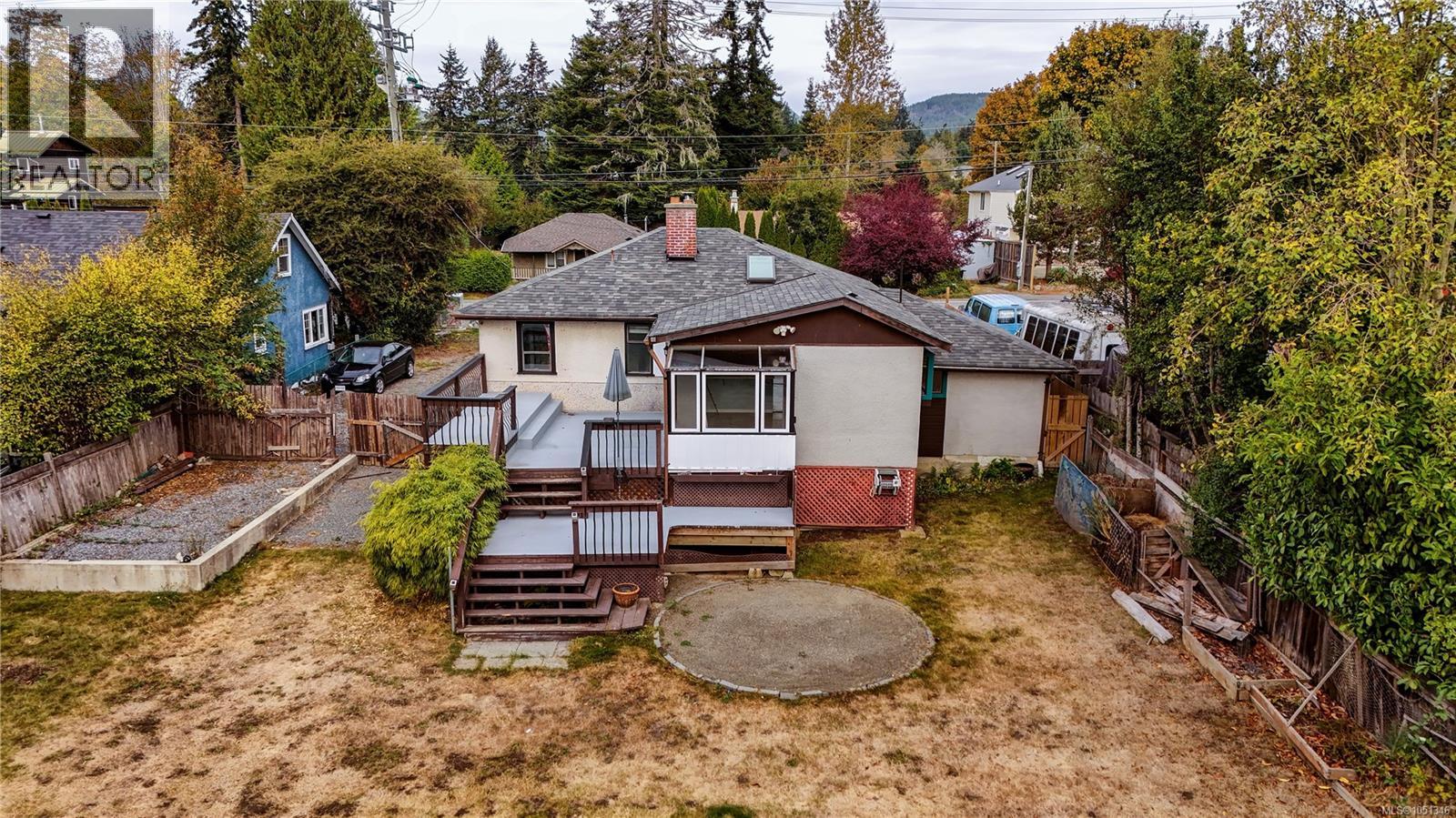 6729 Grant Rd W