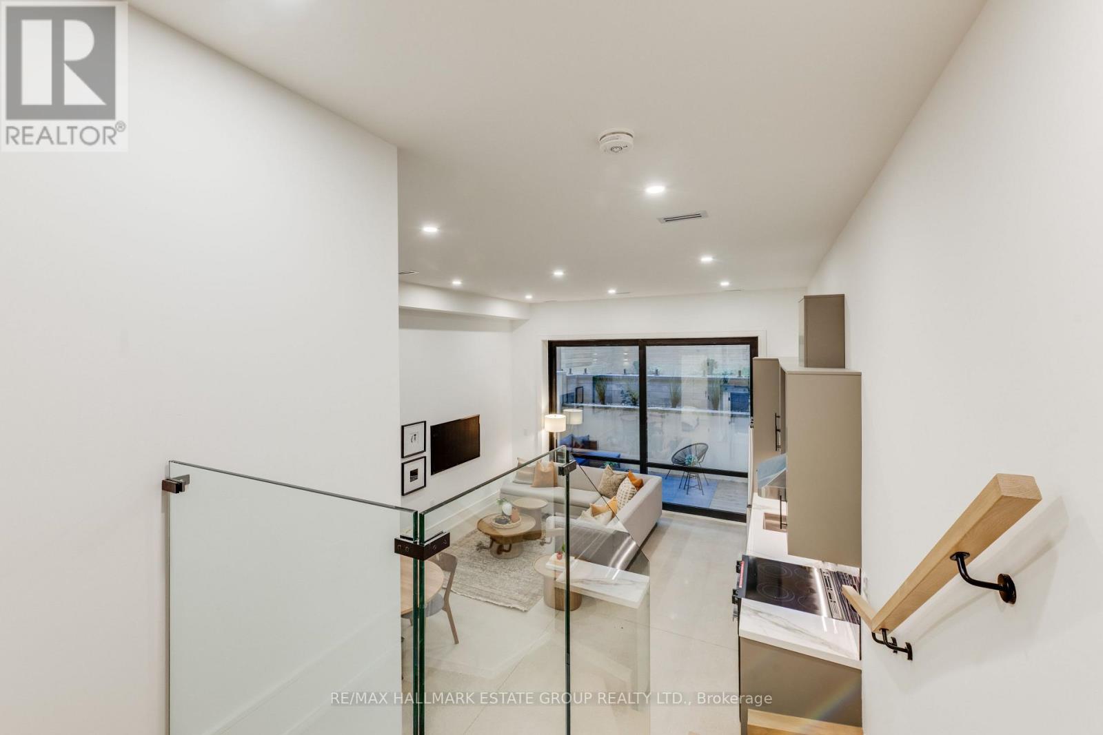 10 Wheeler Avenue, Toronto, Ontario  M4L 3V2 - Photo 36 - E13854948
