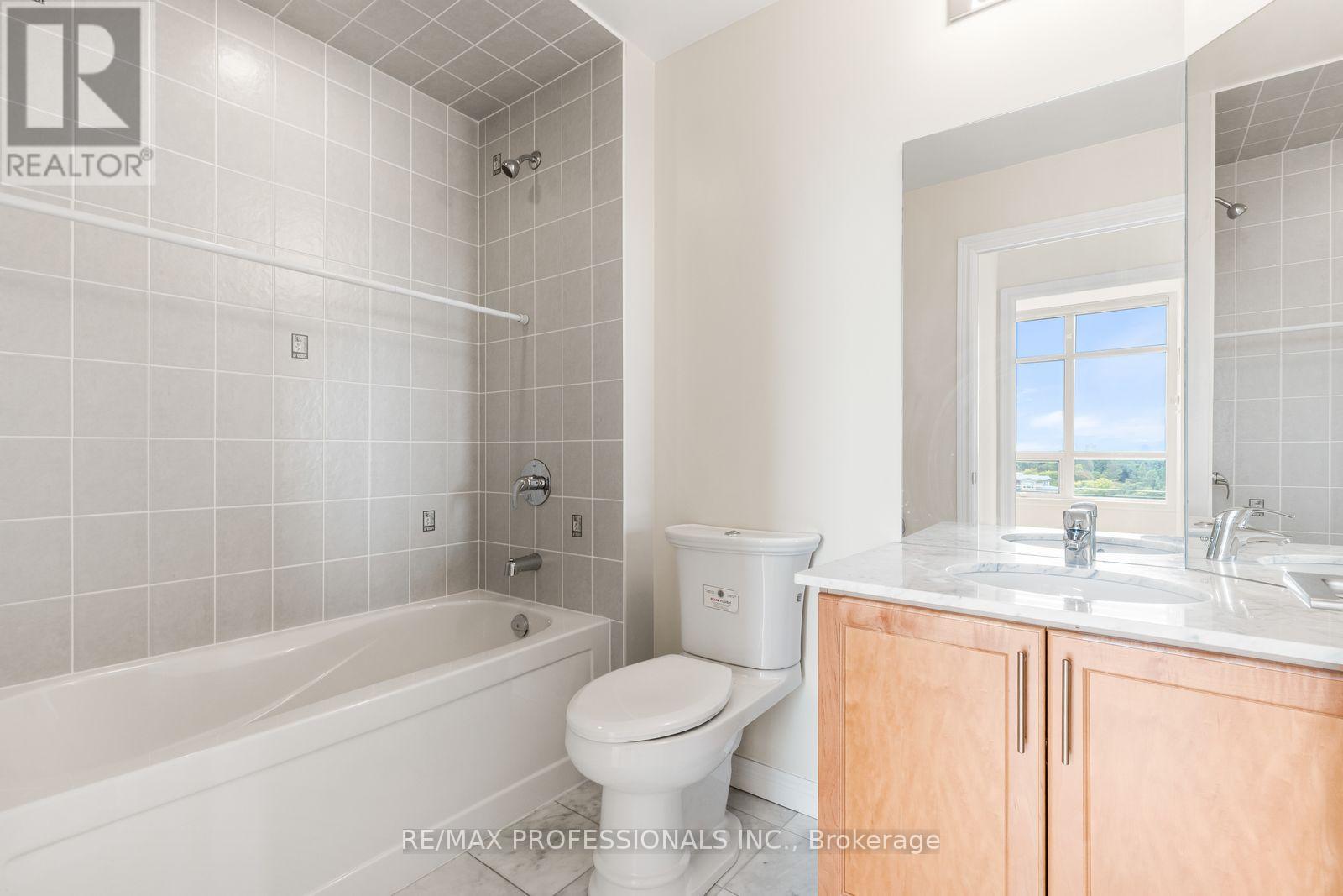 816 - 1135 Royal York Road, Toronto, Ontario  M9A 0C3 - Photo 13 - W13848398