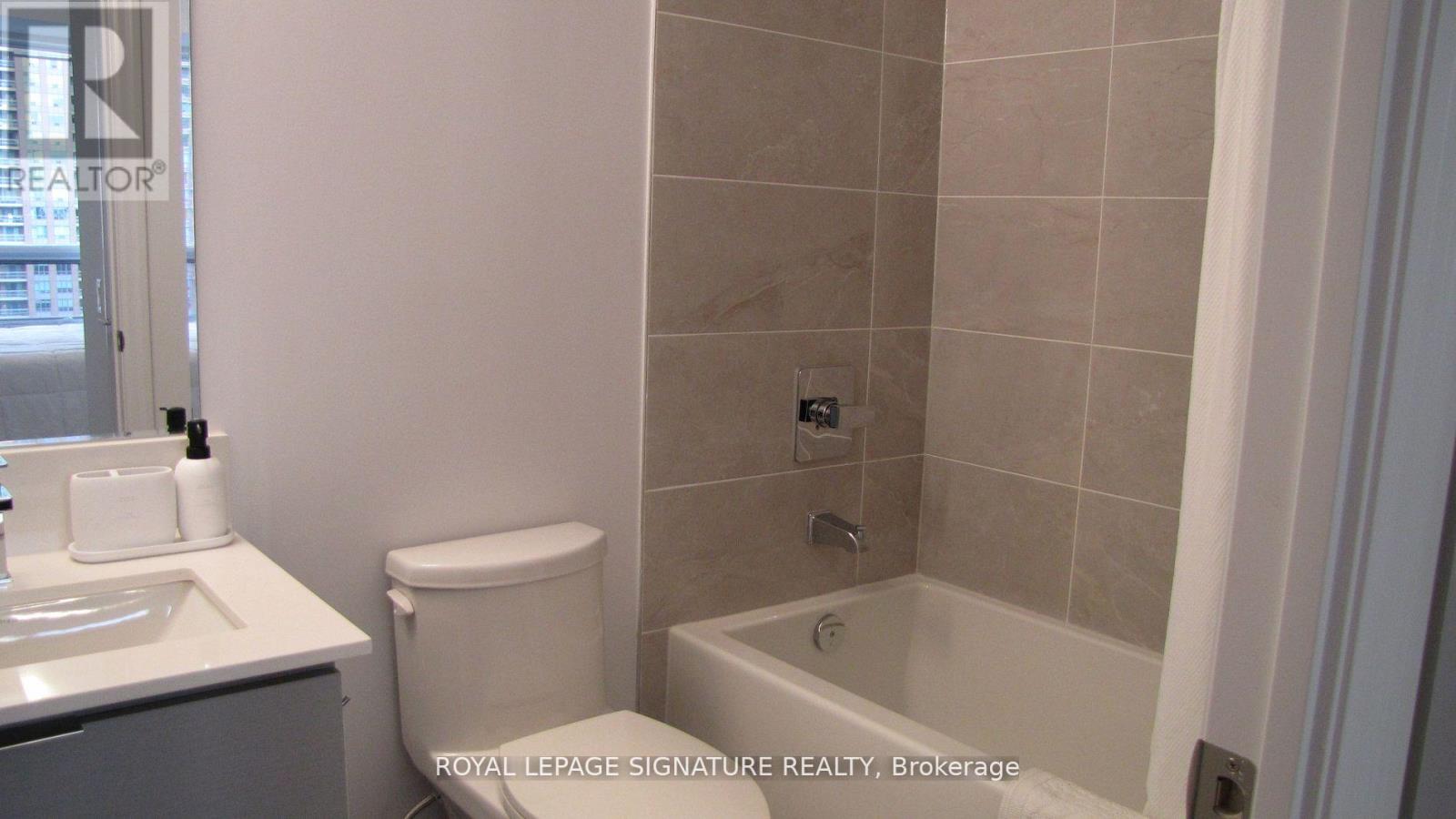 1001 - 36 Elm Drive W, Mississauga, Ontario  L5B 1L9 - Photo 15 - W13855250