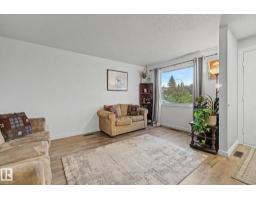 3706 41 Av NW, Edmonton, Alberta T6L 5M2 (30059796)