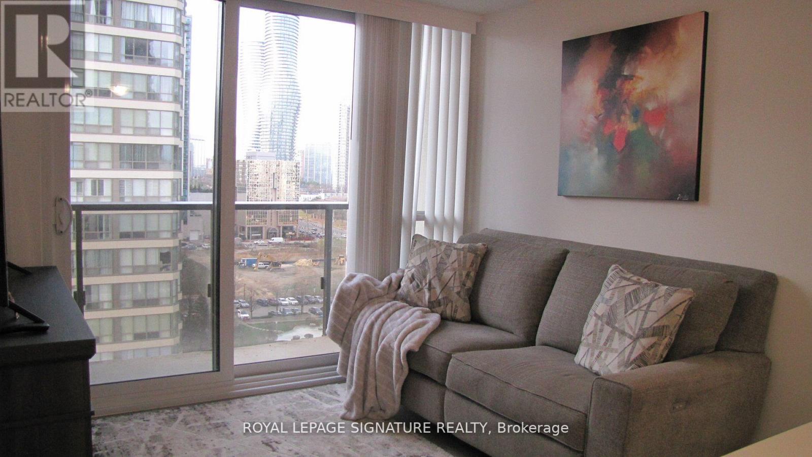 1001 - 36 Elm Drive W, Mississauga, Ontario  L5B 1L9 - Photo 10 - W13854990