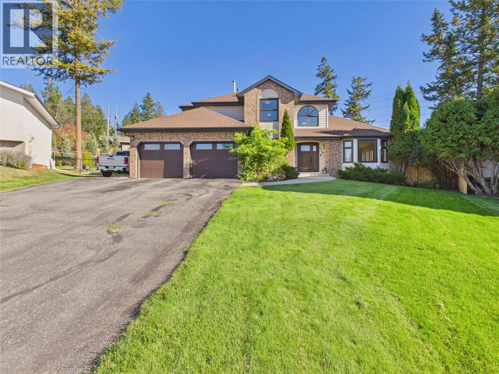 216 31st Avenue S, Cranbrook, British Columbia  V1C 5W5 - Photo 3 - 10402541