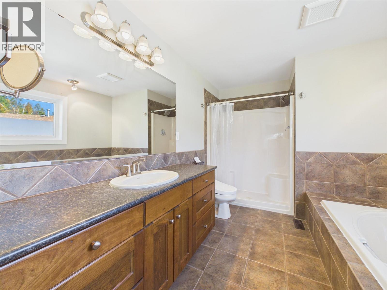 216 31st Avenue S, Cranbrook, British Columbia  V1C 5W5 - Photo 36 - 10402541