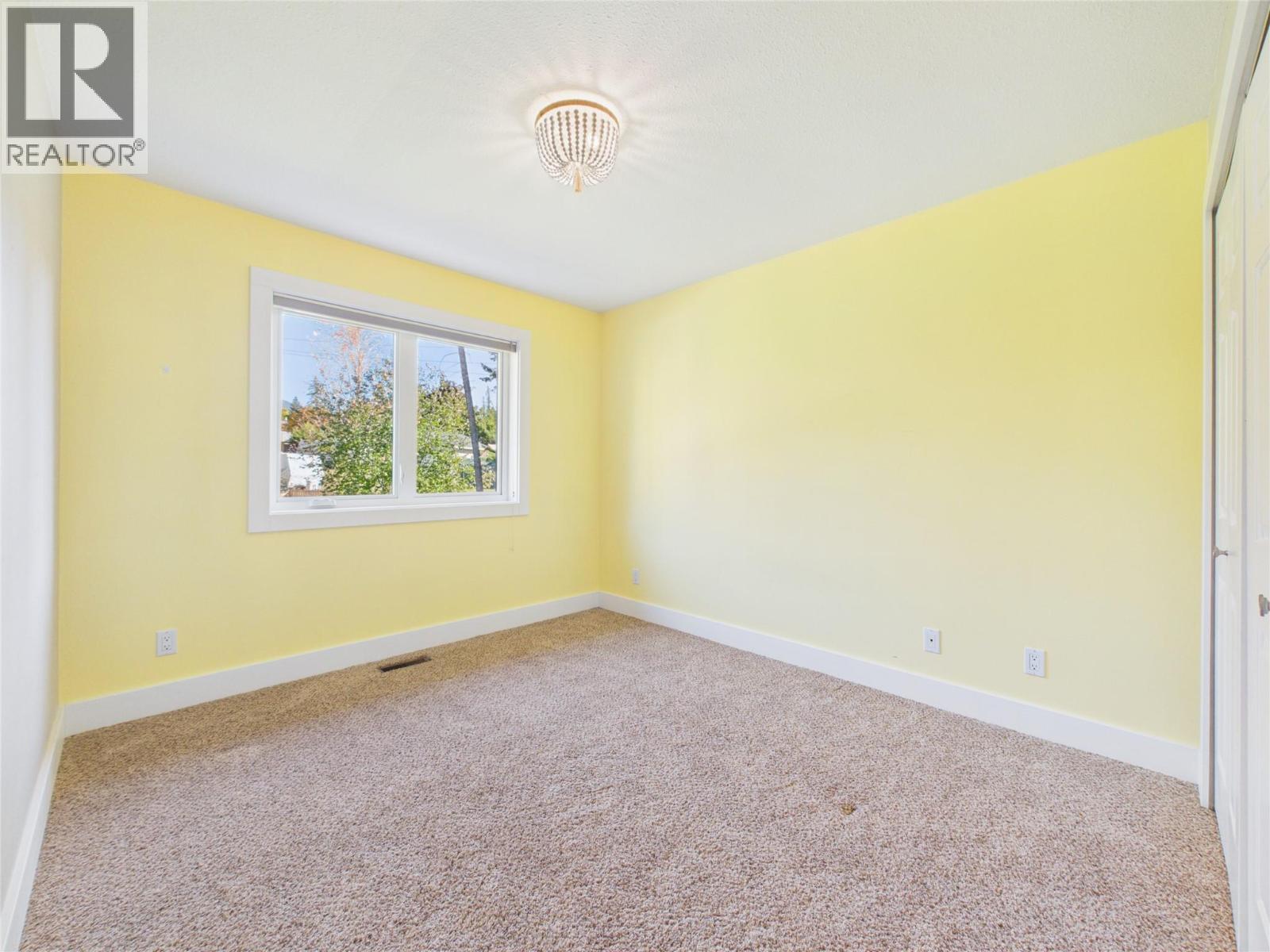 216 31st Avenue S, Cranbrook, British Columbia  V1C 5W5 - Photo 39 - 10402541
