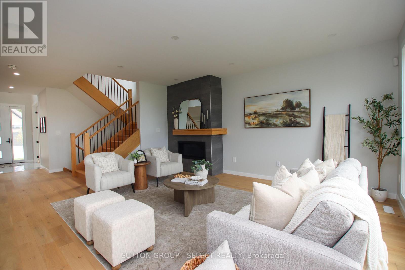 88 Optimist Drive, Southwold, Ontario  N5P 3T2 - Photo 15 - X13856046