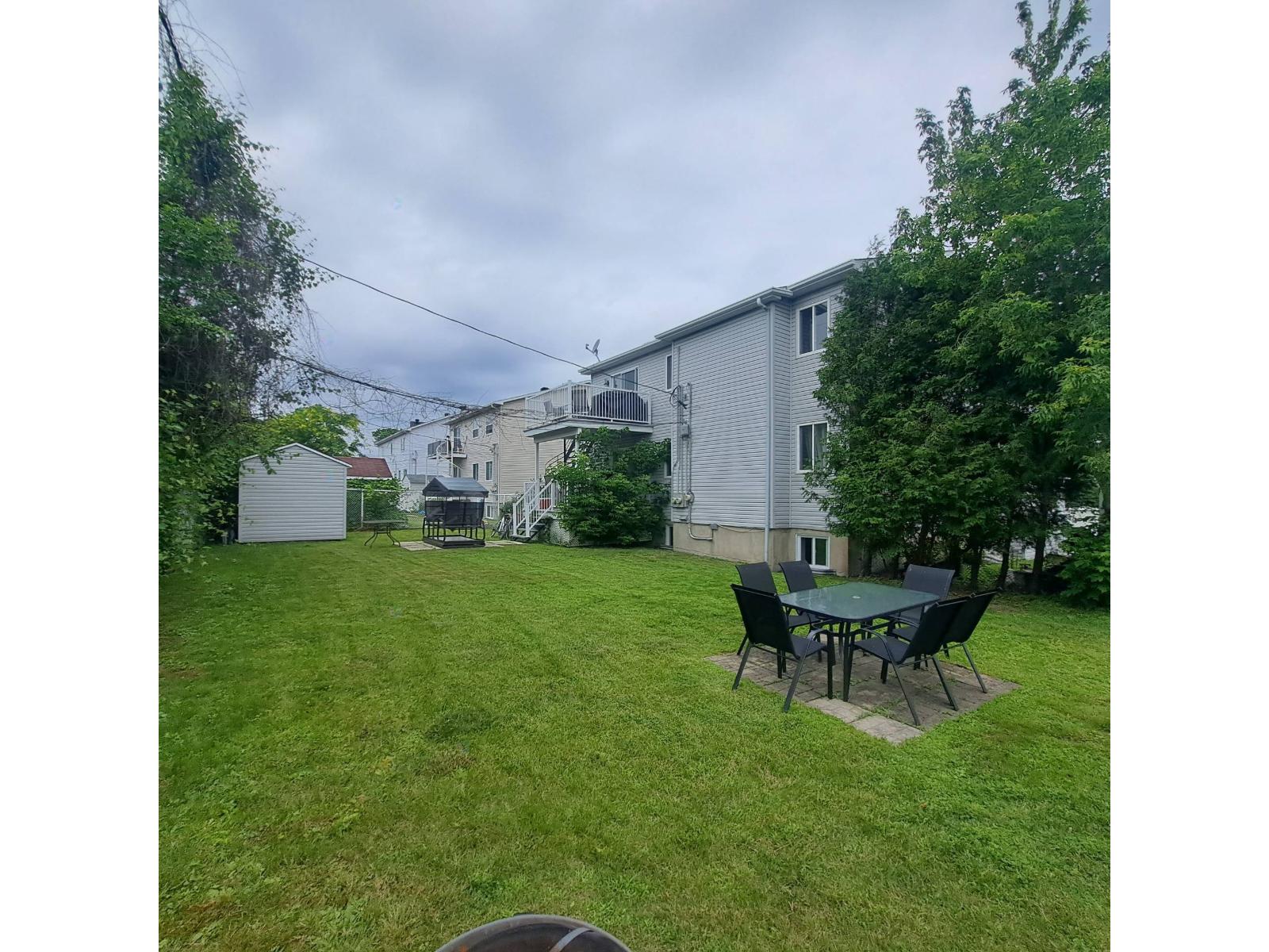 5029 Rue des Ormes Sainte-Catherine Quebec Canada J5C1L4 4