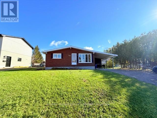 29 Seaborne Crescent, Kapuskasing, Ontario  P5N 1L8 - Photo 2 - T13856230