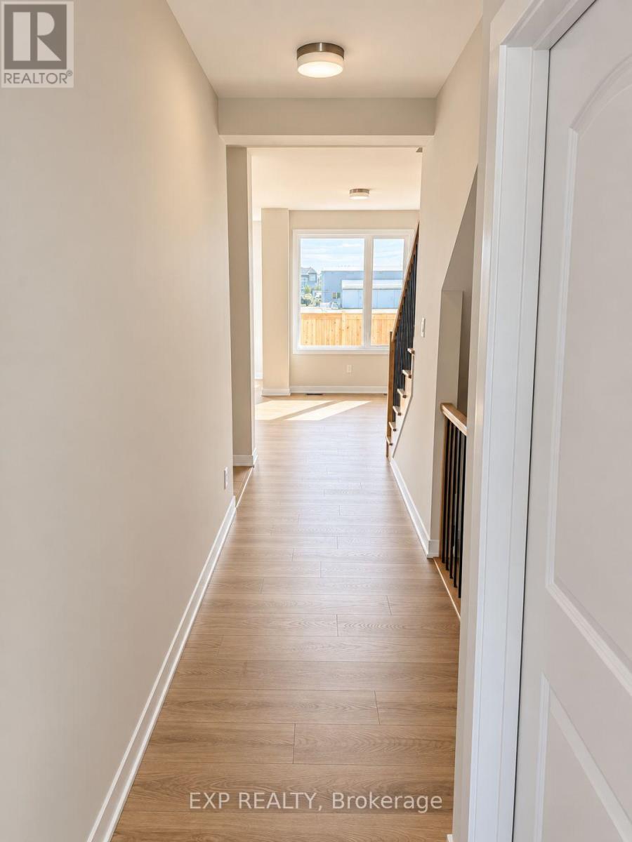 755 Haflinger Row, Ottawa, Ontario  K0A 2Z0 - Photo 5 - X13856118