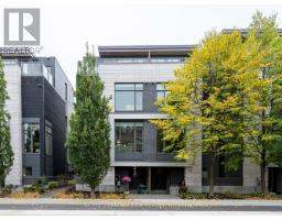 110 GREENFIELD AVENUE, Ottawa, Ontario