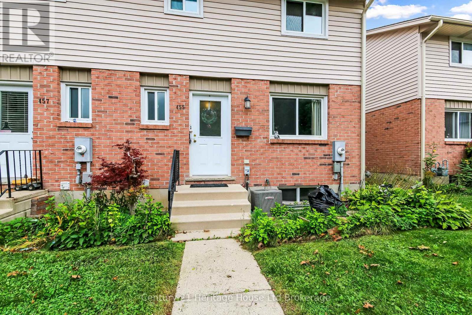 37 - 455 Springbank Avenue N, Woodstock, Ontario N4T 1R1 - Photo 1 - X13856032