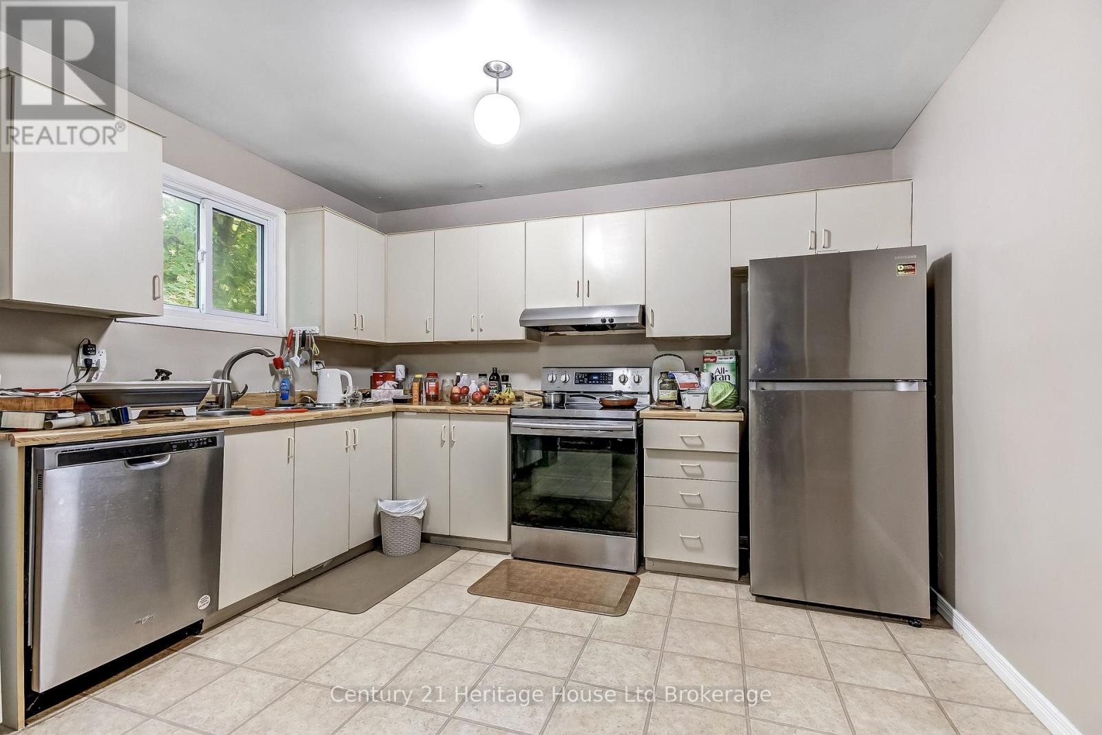 37 - 455 Springbank Avenue N, Woodstock, Ontario N4T 1R1 - Photo 3 - X13856032