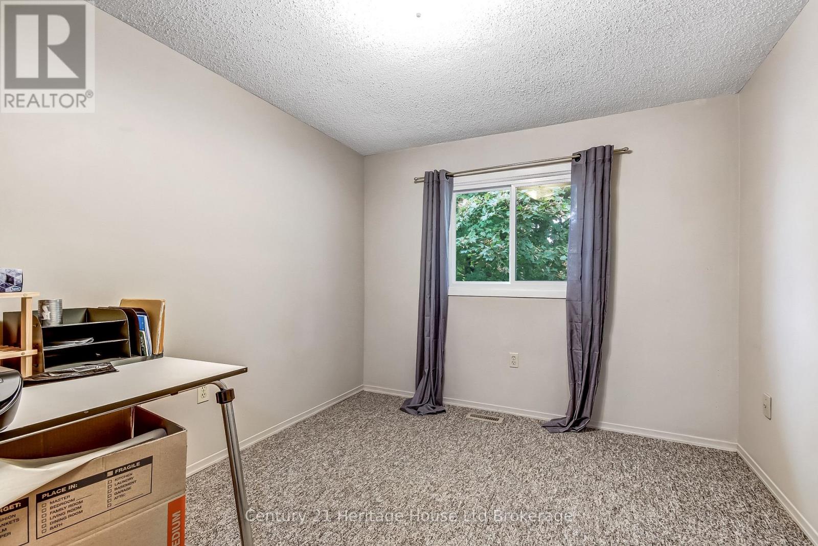37 - 455 Springbank Avenue N, Woodstock, Ontario N4T 1R1 - Photo 7 - X13856032