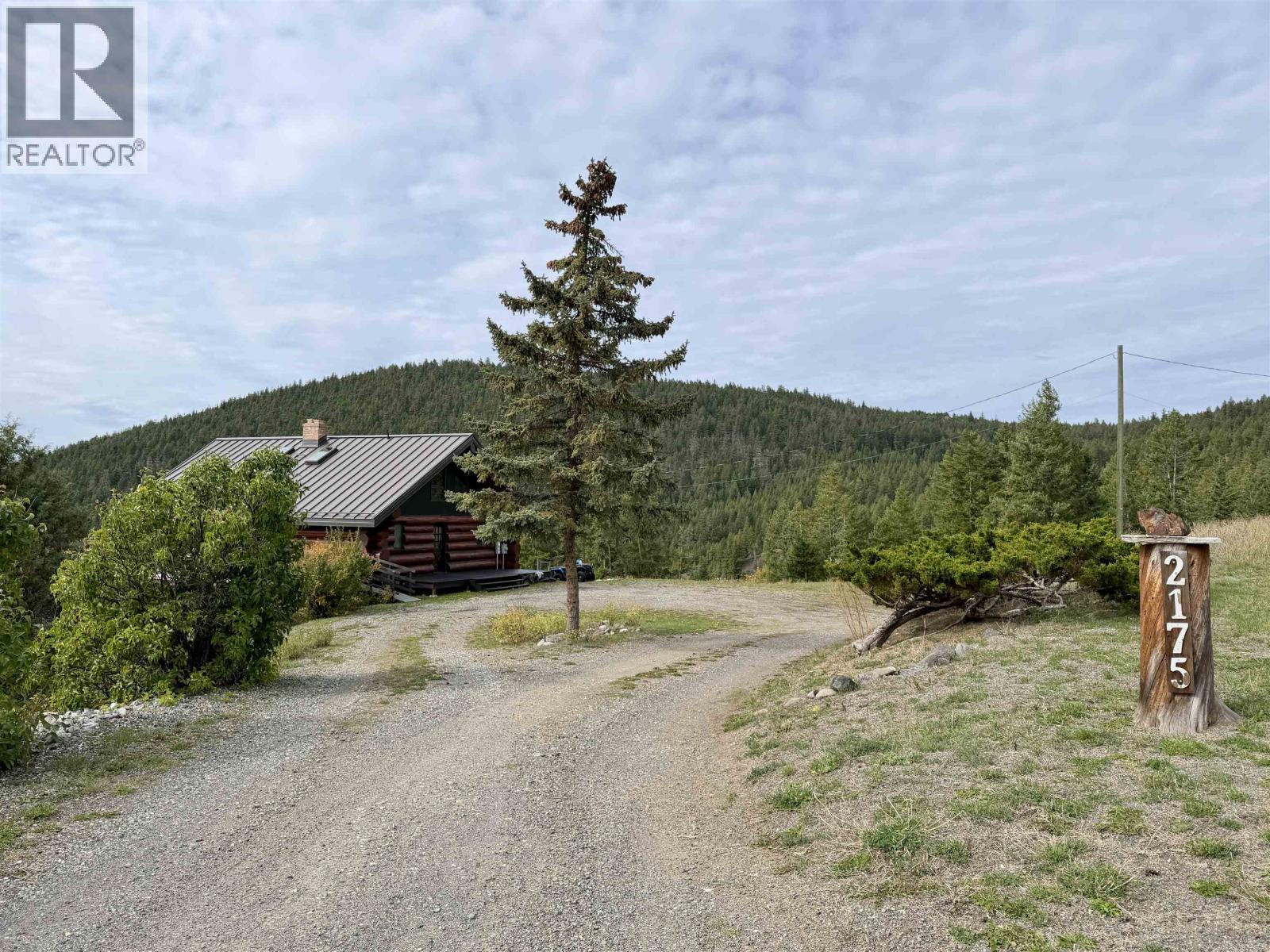 2175 White Road, Williams Lake, British Columbia V2G 5H1 - Photo 2 - R3171862