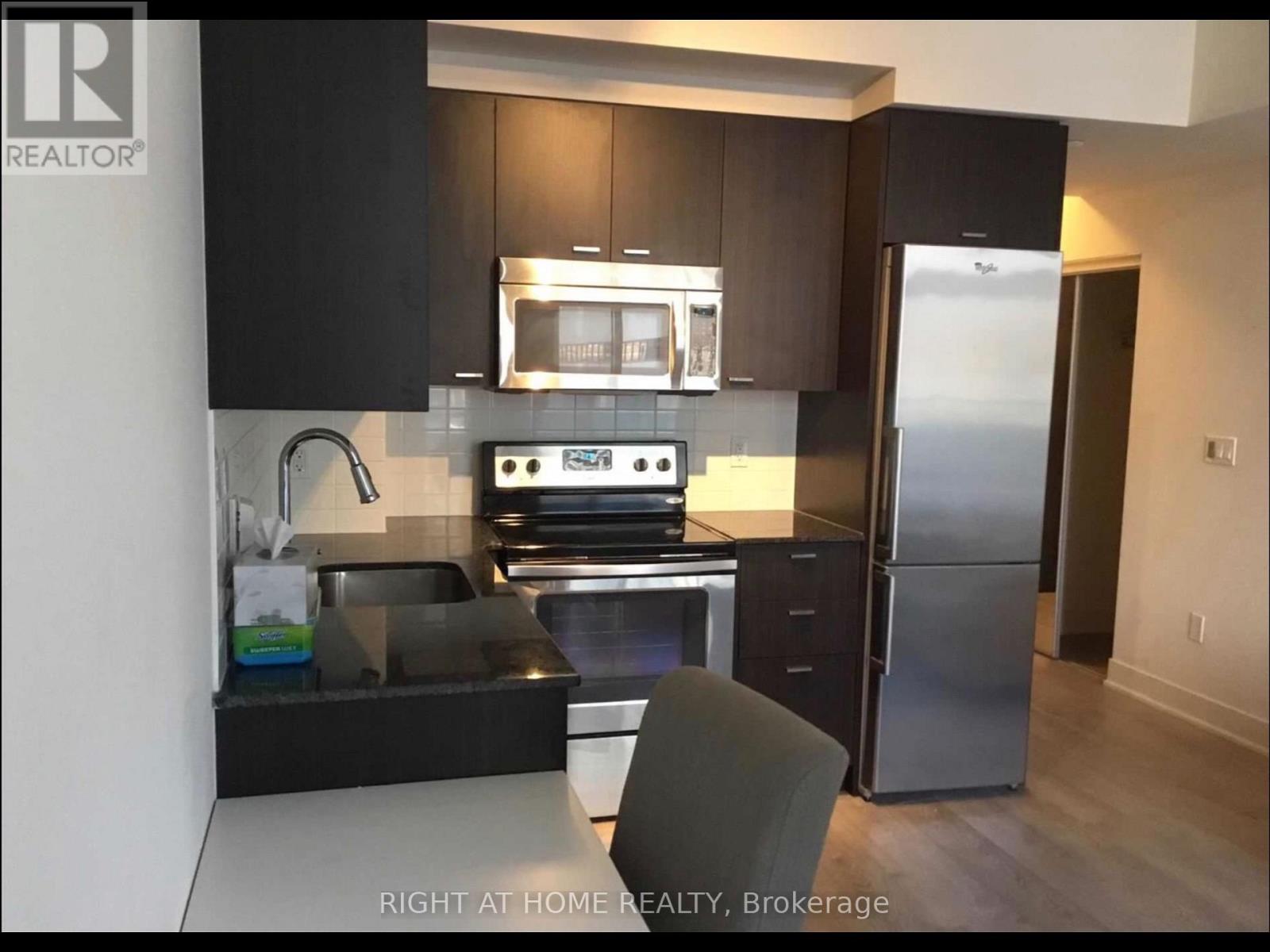 409 - 88 Sheppard Avenue E, Toronto, Ontario M2N 0G9 - Photo 5 - C13856144