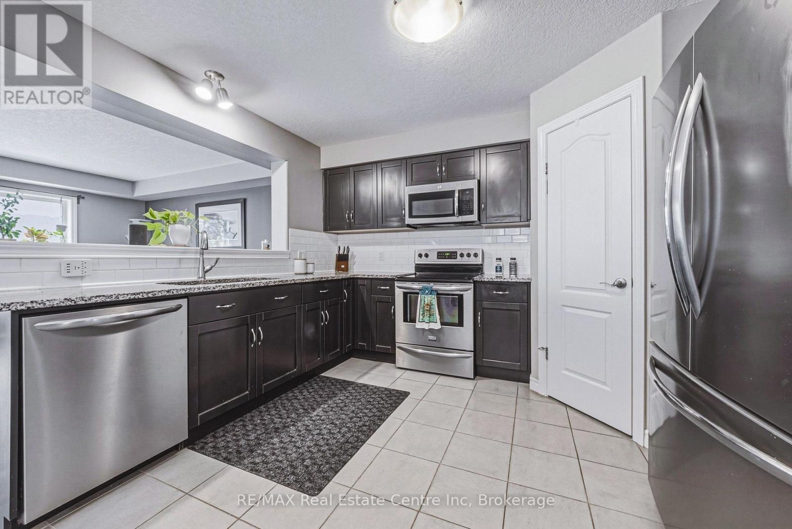 93 Couling Crescent, Guelph, Ontario  N1E 0J8 - Photo 10 - X13856128