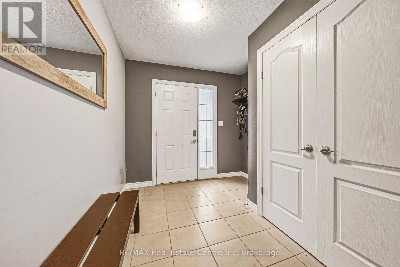 93 Couling Crescent, Guelph, Ontario  N1E 0J8 - Photo 6 - X13856128