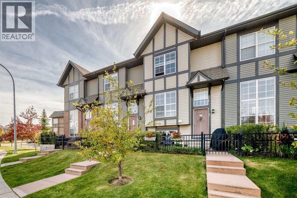 89 New Brighton Common SE, Calgary, Alberta  T2Z 0T5 - Photo 2 - A2347288
