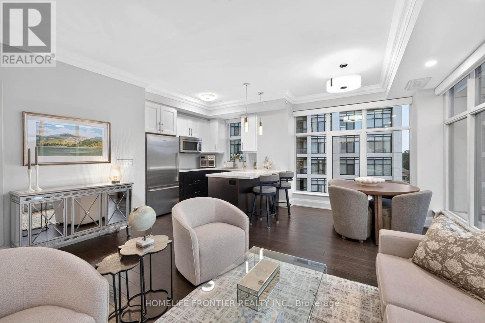 706 - 2 Old Mill Drive, Toronto, Ontario  M6S 0A2 - Photo 5 - W13853874