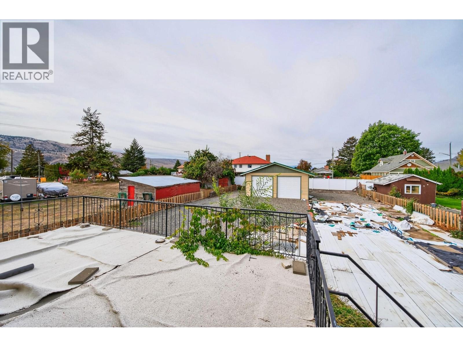 828 MCBRIDE Street