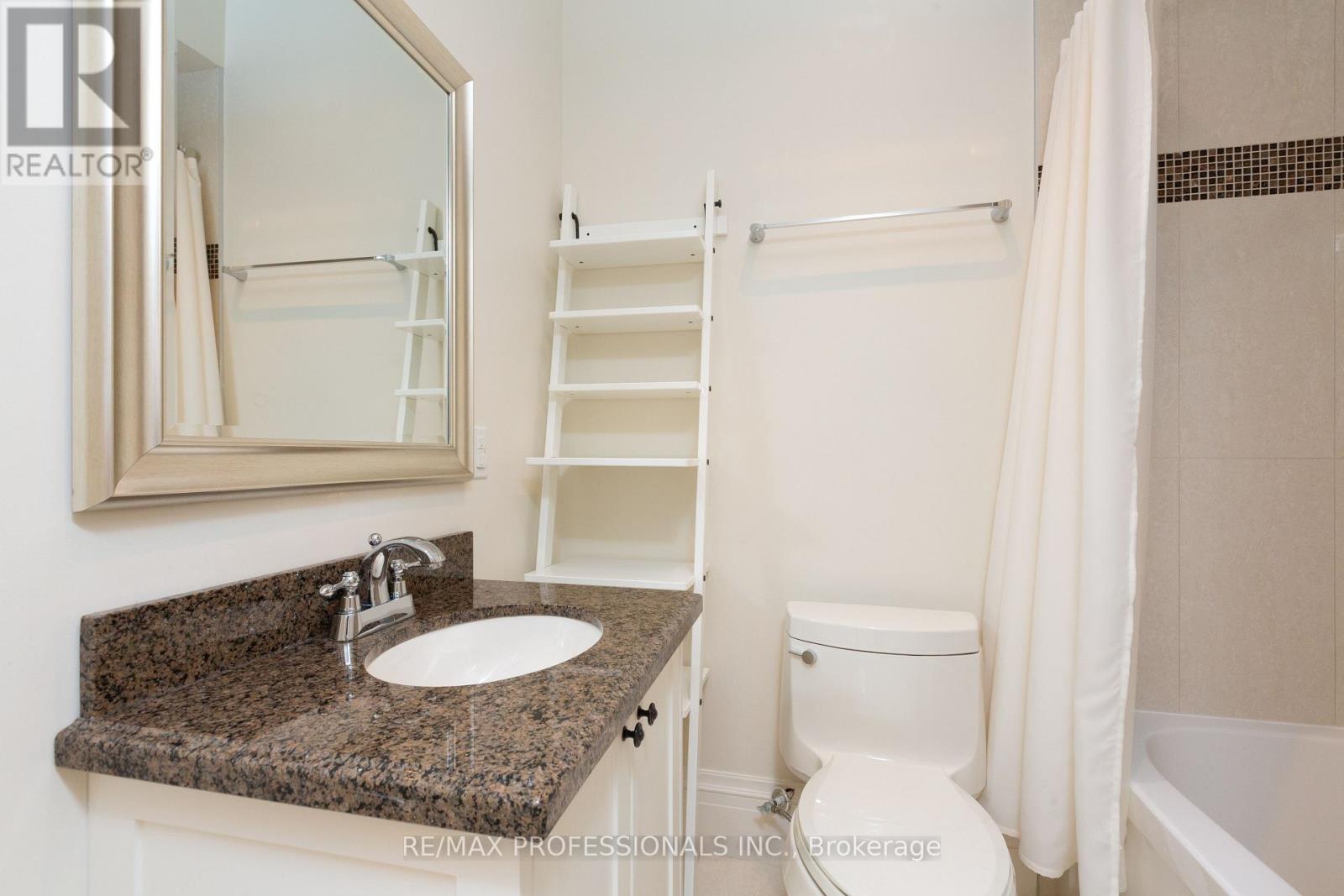 18 Hillcroft Drive, Toronto, Ontario  M9B 4X5 - Photo 36 - W13856084