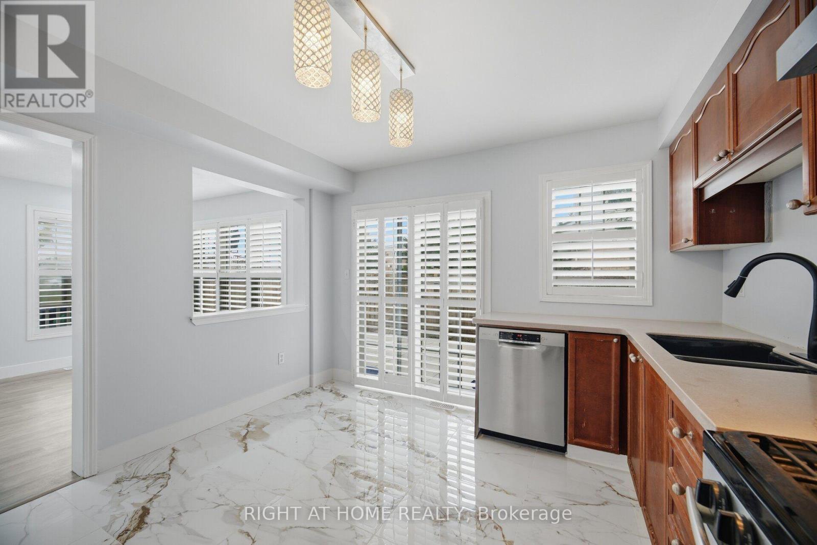 355 Brisdale Drive, Brampton, Ontario  L7Z 3M6 - Photo 17 - W13856124