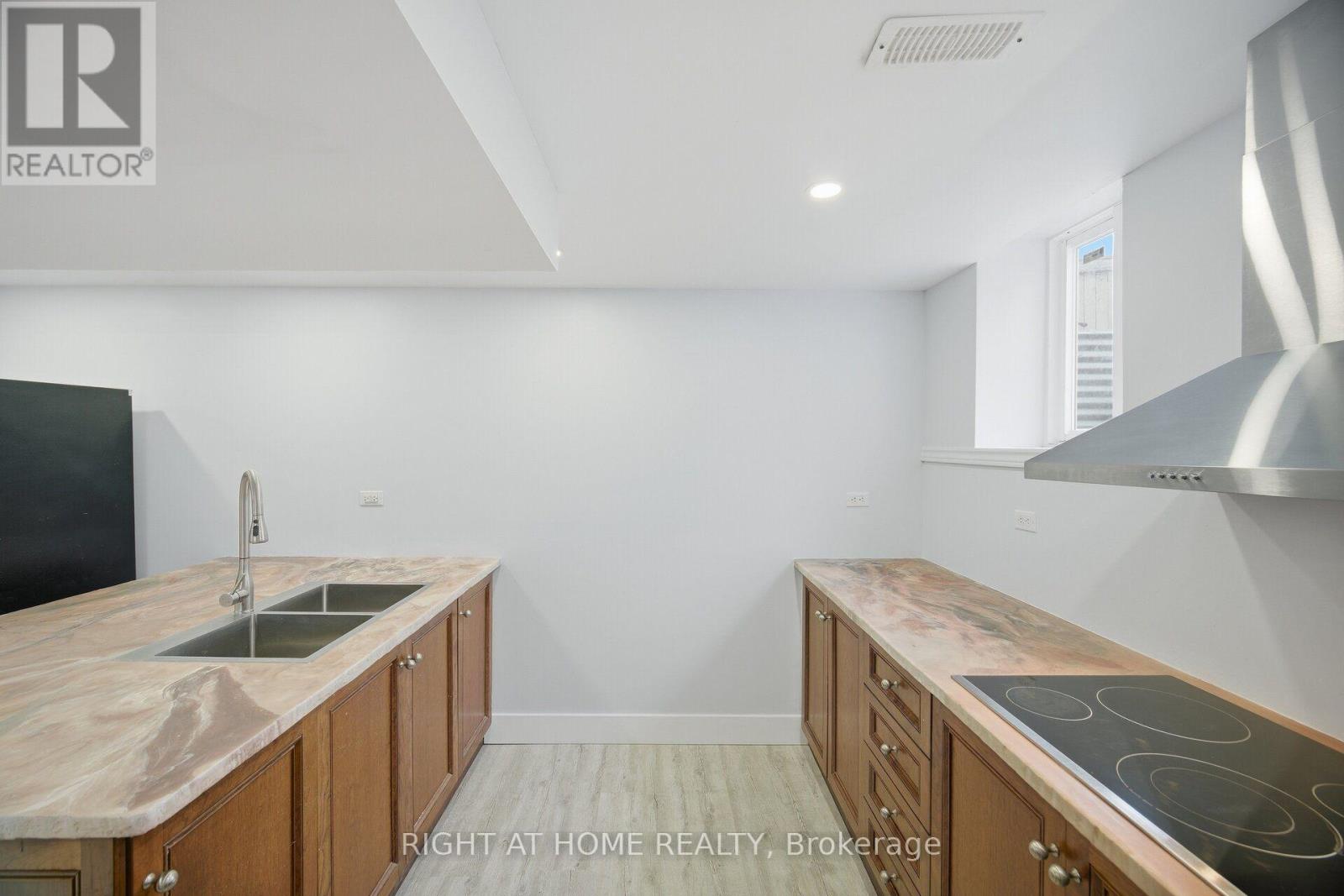 355 Brisdale Drive, Brampton, Ontario  L7Z 3M6 - Photo 39 - W13856124
