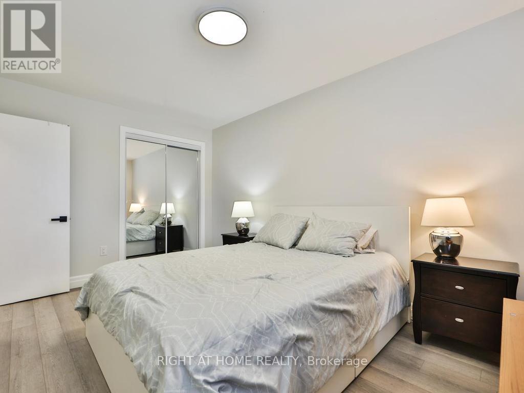 3174 Weston Road, Toronto, Ontario  M9M 2T6 - Photo 17 - W13856186