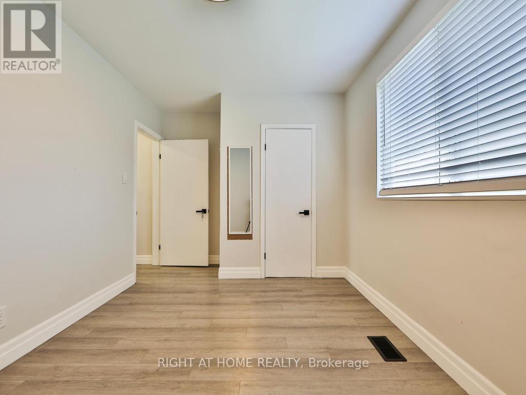 3174 Weston Road, Toronto, Ontario  M9M 2T6 - Photo 18 - W13856186
