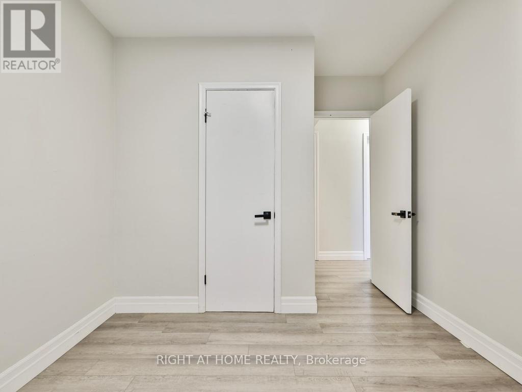 3174 Weston Road, Toronto, Ontario  M9M 2T6 - Photo 21 - W13856186