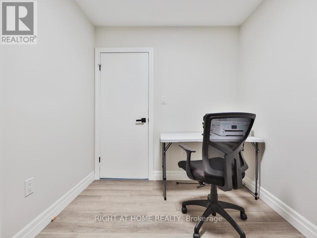 3174 Weston Road, Toronto, Ontario  M9M 2T6 - Photo 24 - W13856186