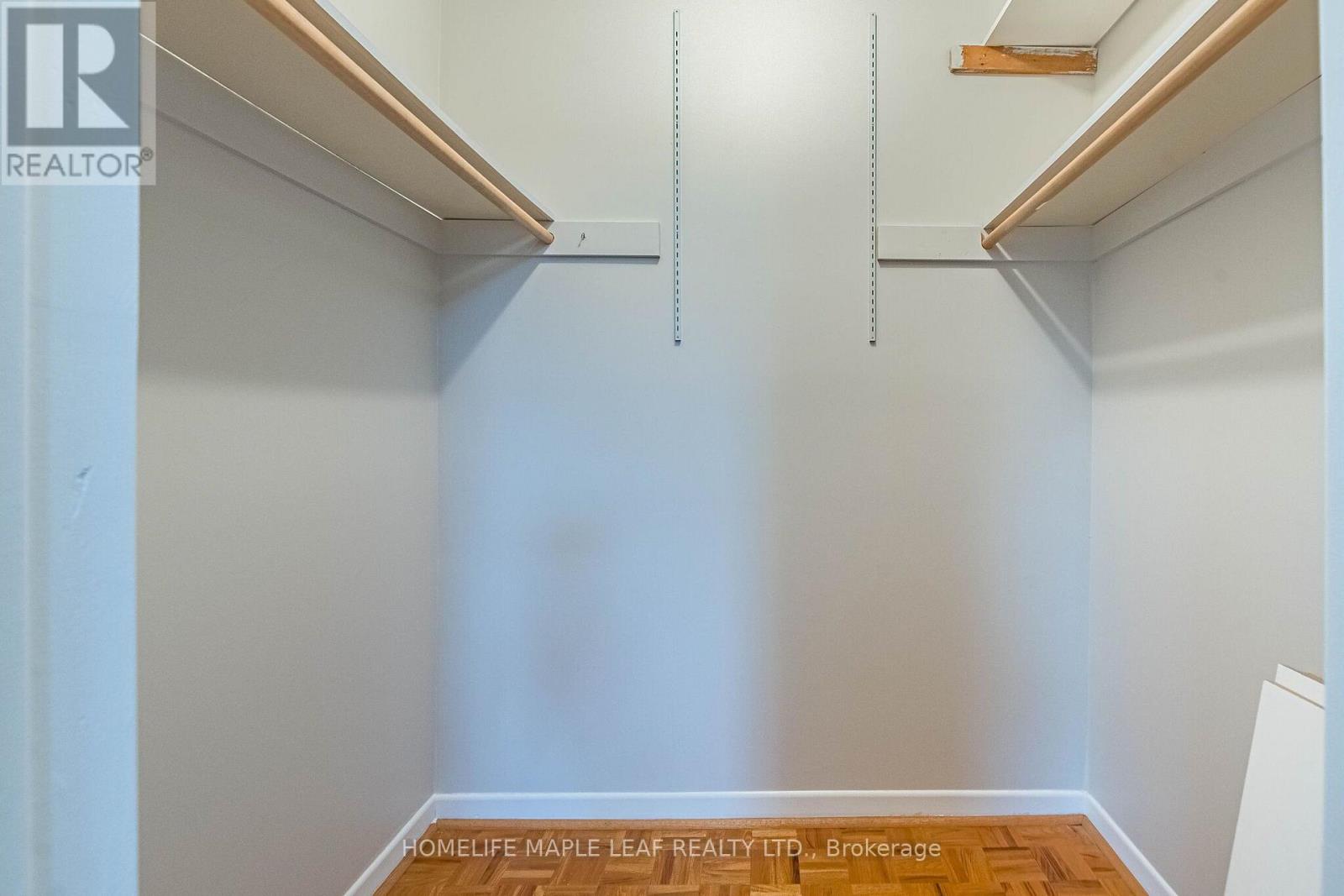 16 Zealand Road, Toronto, Ontario  M9R 3W4 - Photo 14 - W13856212