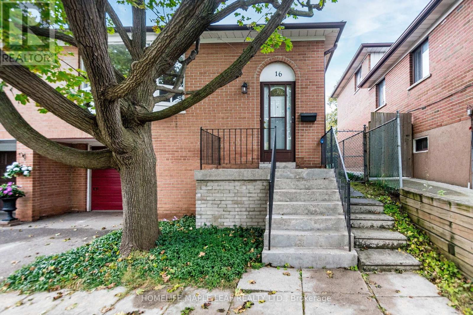16 Zealand Road, Toronto, Ontario  M9R 3W4 - Photo 3 - W13856212
