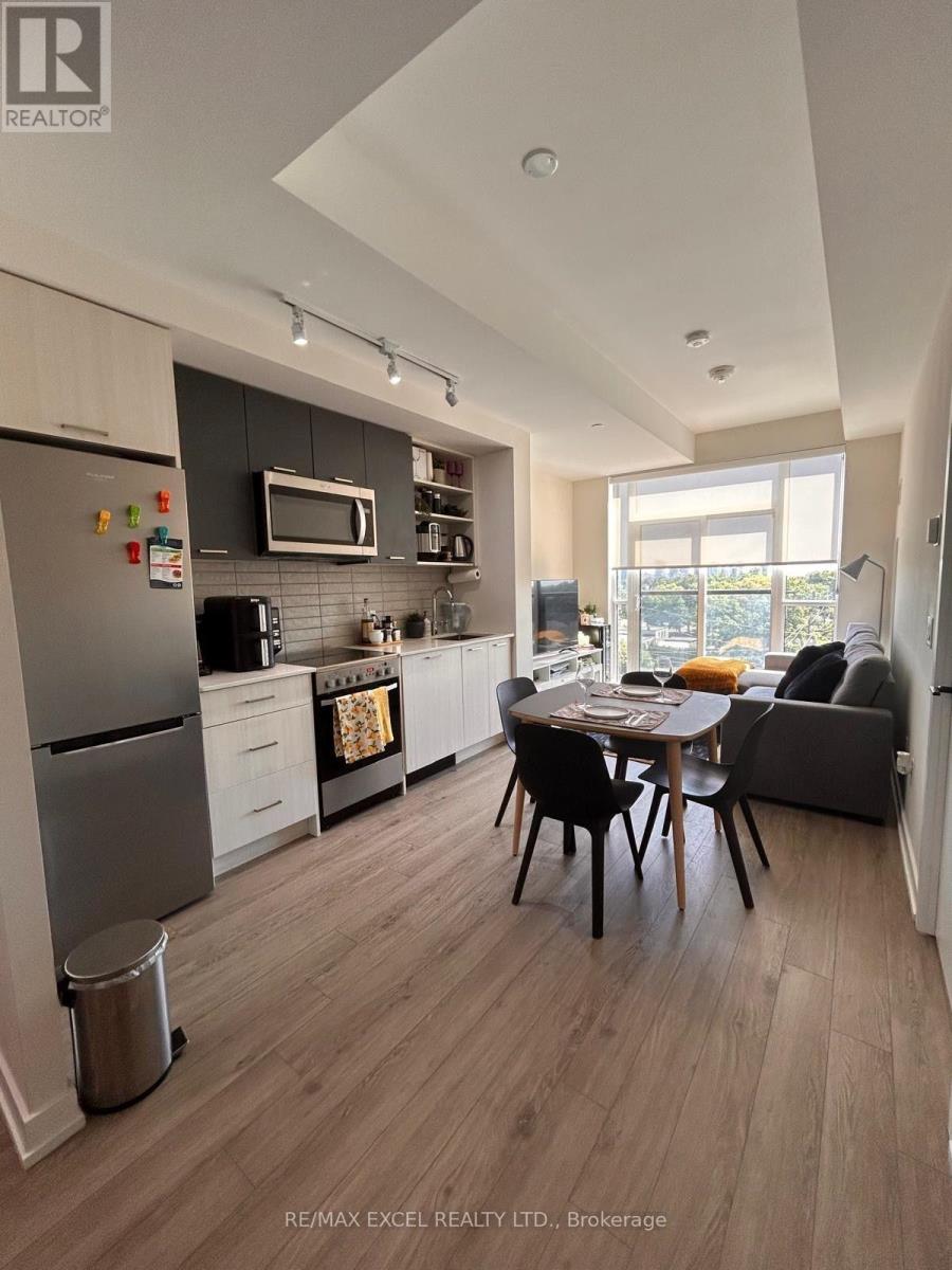 606 - 2300 St. Clair Avenue W, Toronto, Ontario  M6N 0B3 - Photo 7 - W13856232
